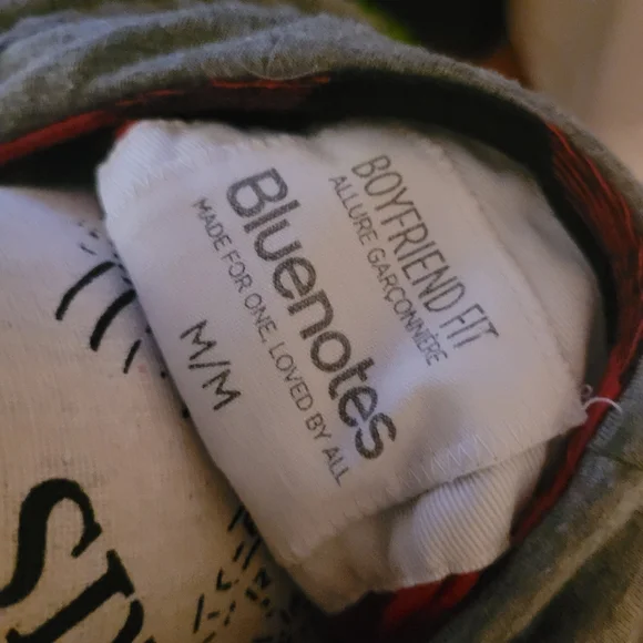 Red Checkered Vest - Picture 5 of 5